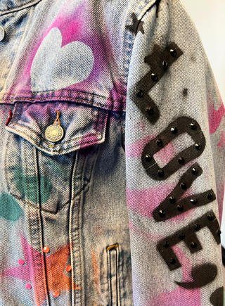 SHOW OFF UPCYCLED LEVI'S DENIM JACKET